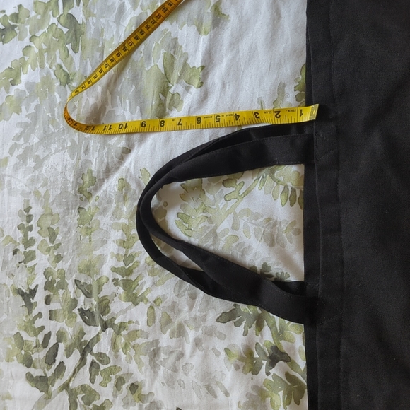 Victoria's secret overnight bag - Picture 6 of 6